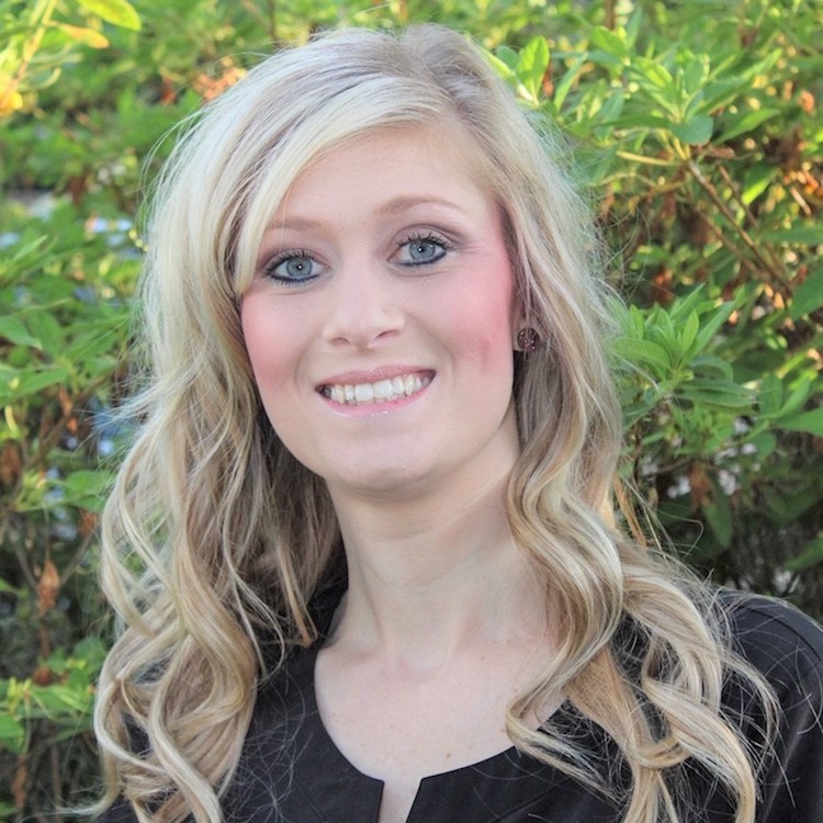 Cyndi staff member at Coastal Oral Surgery